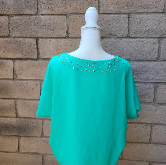 Lilly Pulitzer short sleeve top - Picture 4 of 4